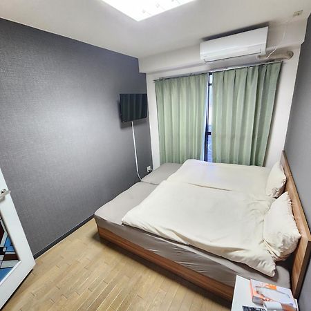 난바역 도보5분 시내중심 Mori Apartment Osaka Bagian luar foto